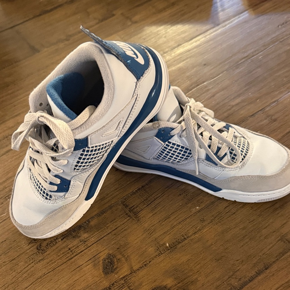 Nike Air Jordan Retro 4’s